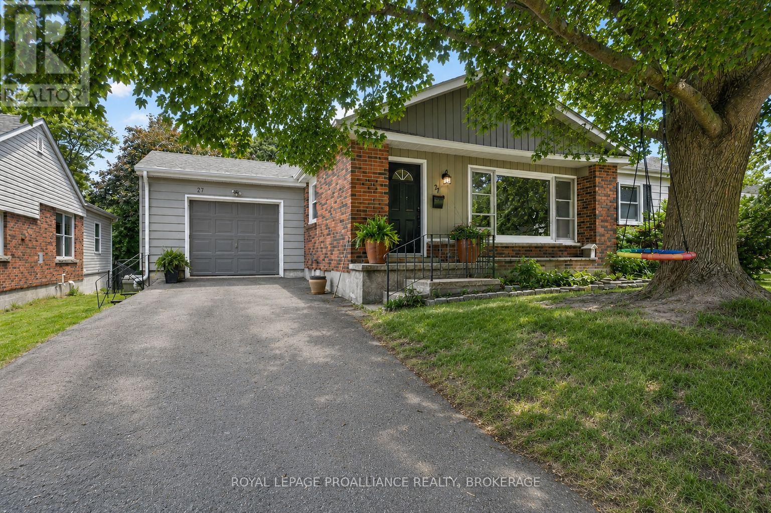 27 ELIZABETH AVENUE - 1