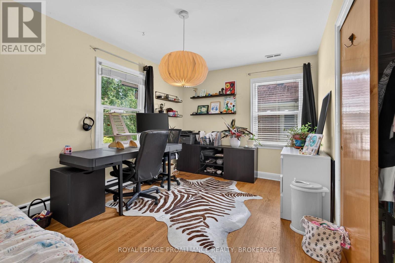 27 ELIZABETH AVENUE - 17