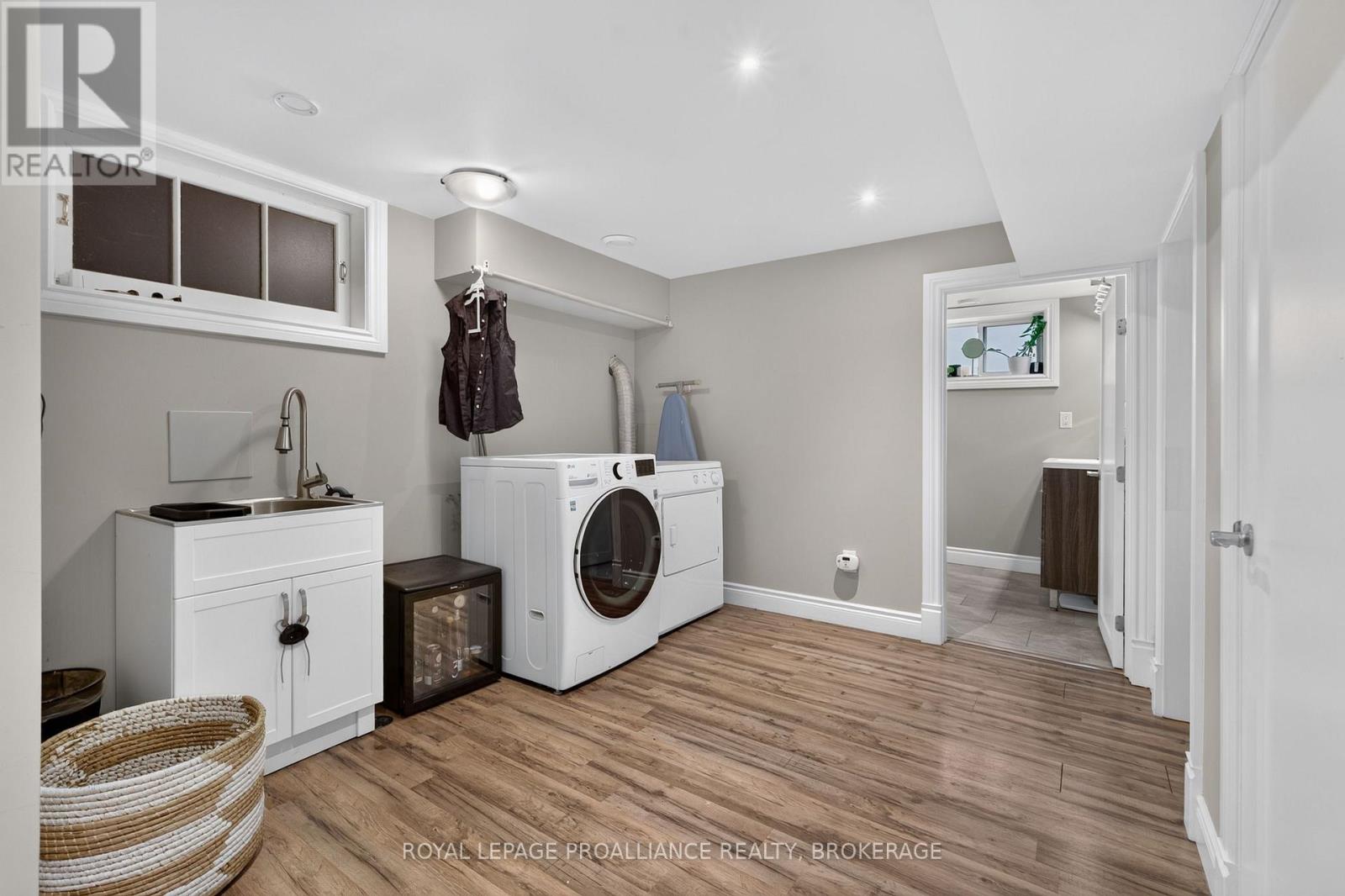 27 ELIZABETH AVENUE - 25