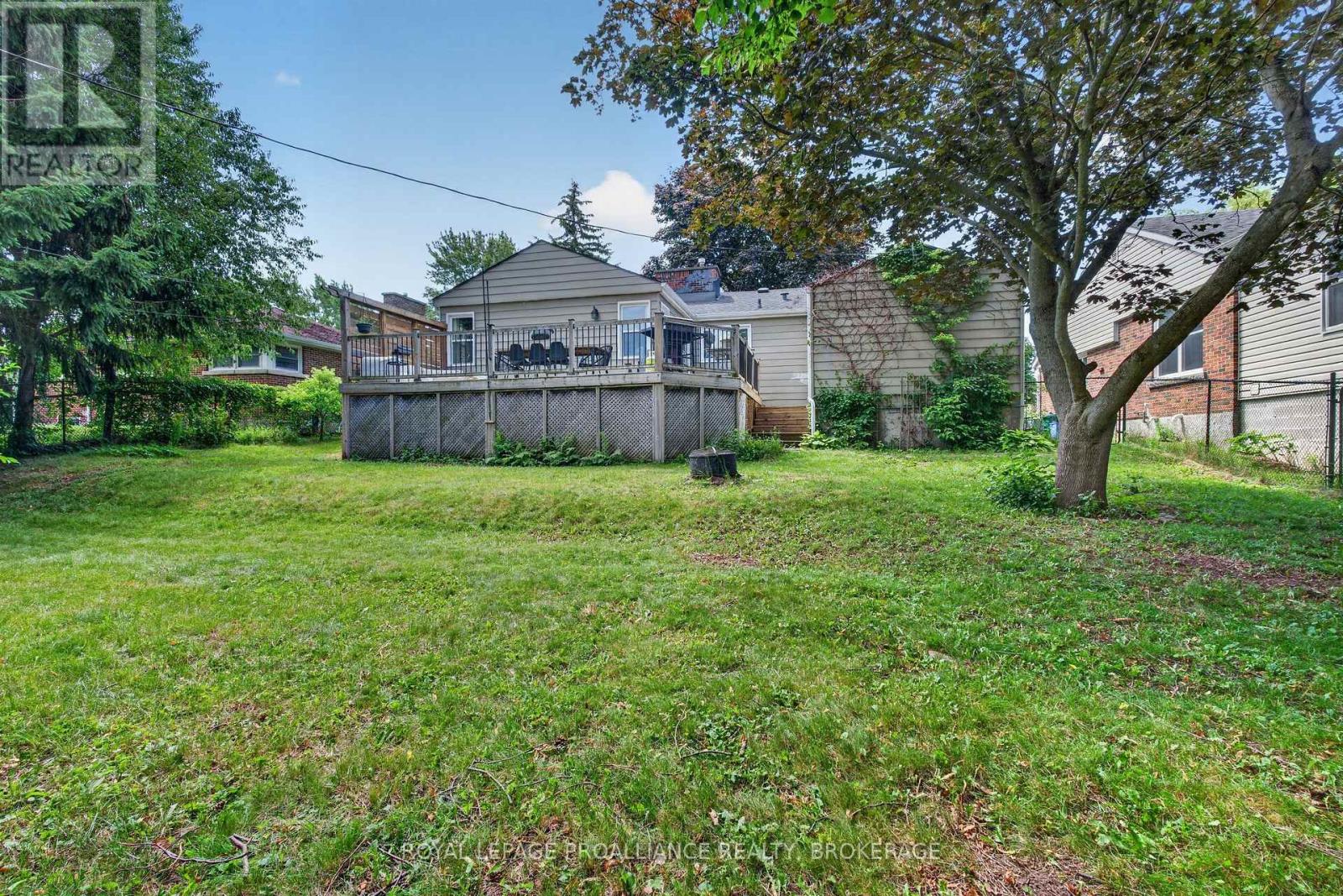 27 ELIZABETH AVENUE - 30