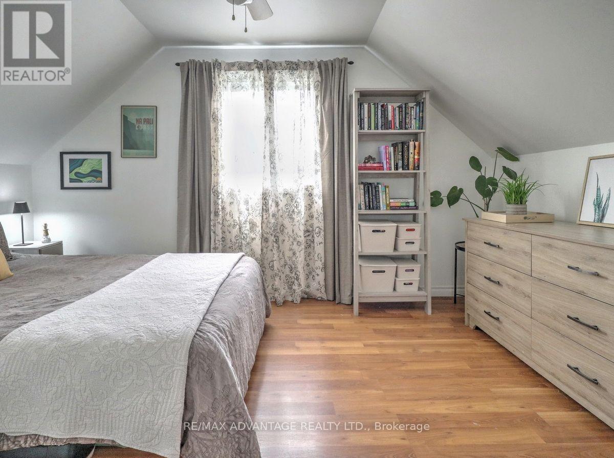 272 ELGIN STREET - 30
