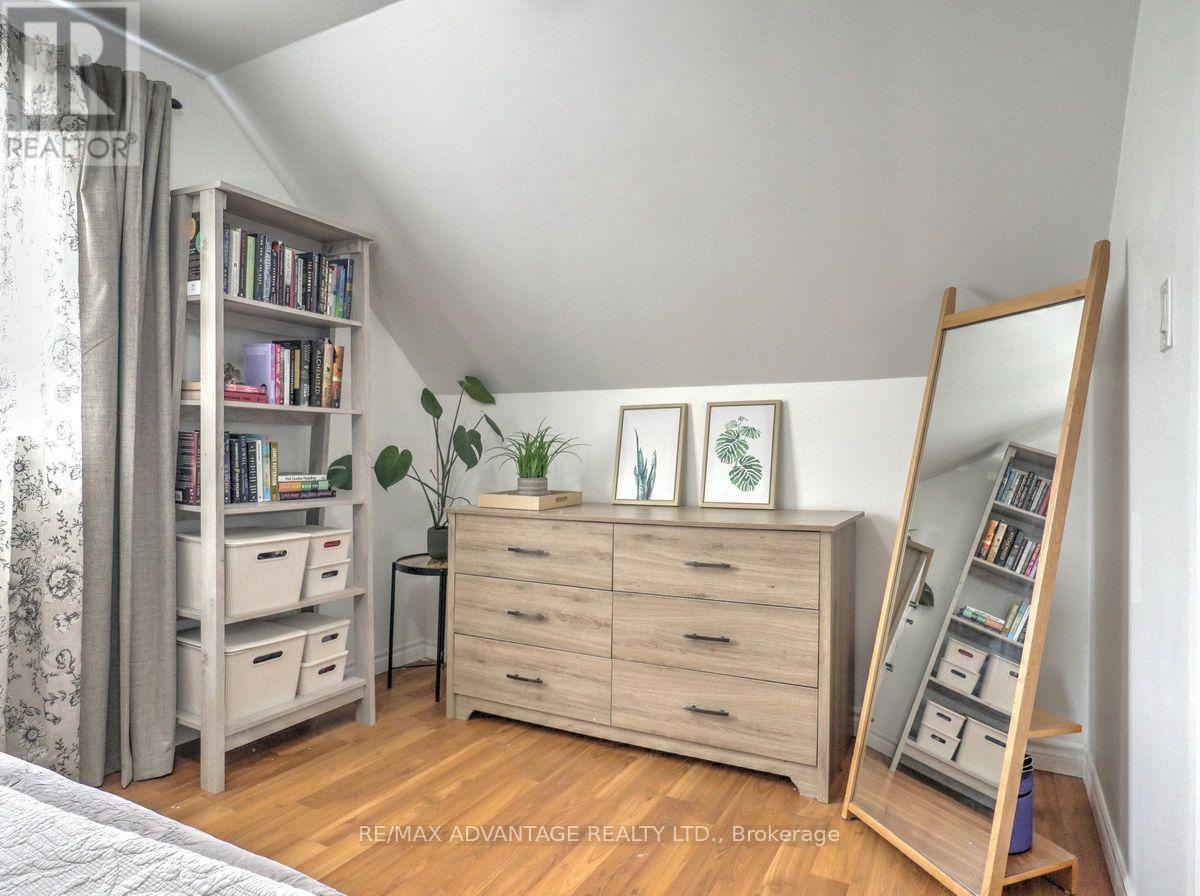 272 ELGIN STREET - 31