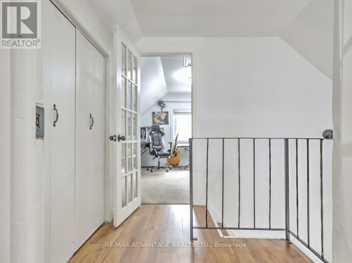 272 ELGIN STREET - 33
