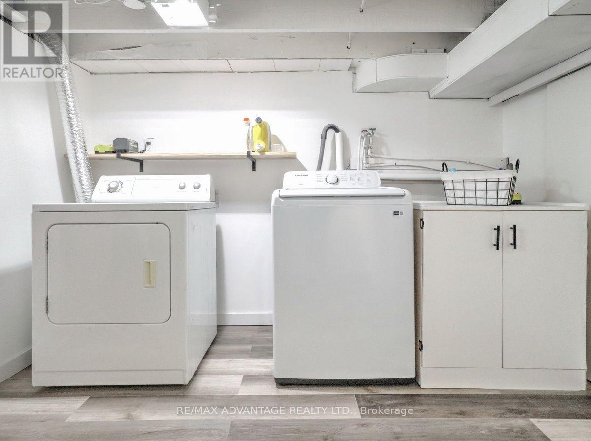 272 ELGIN STREET - 35