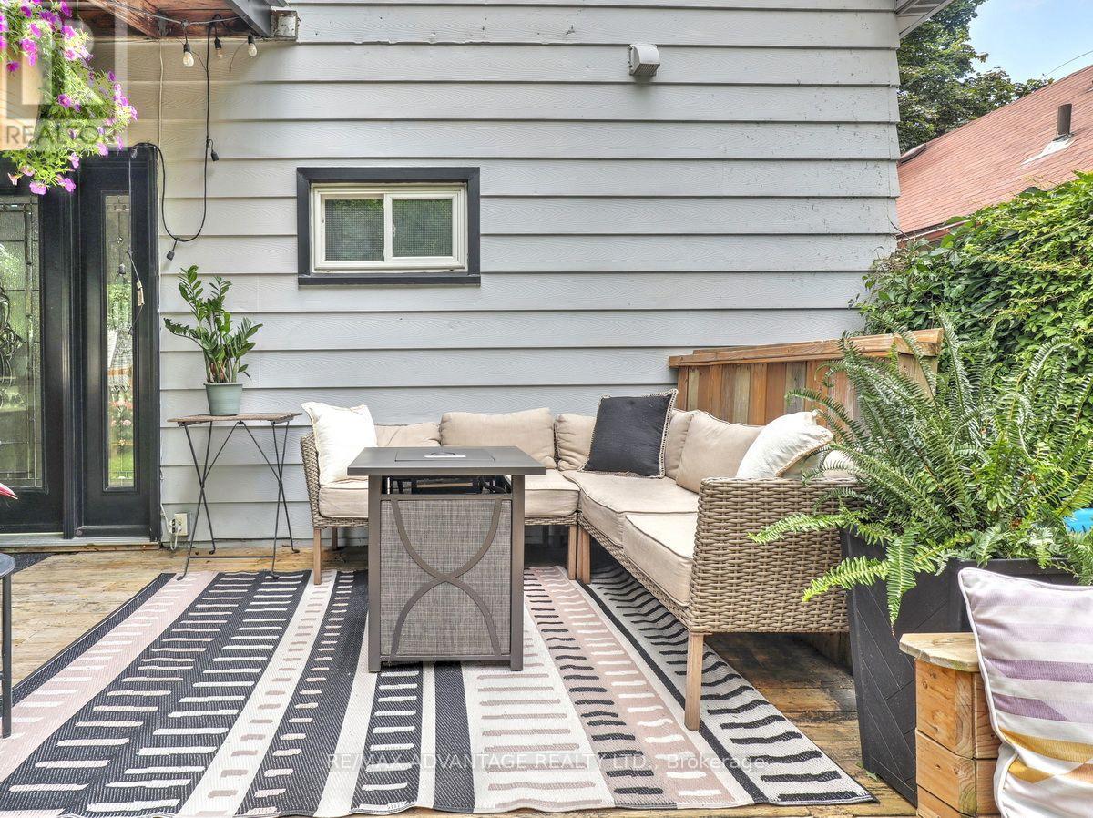 272 ELGIN STREET - 40