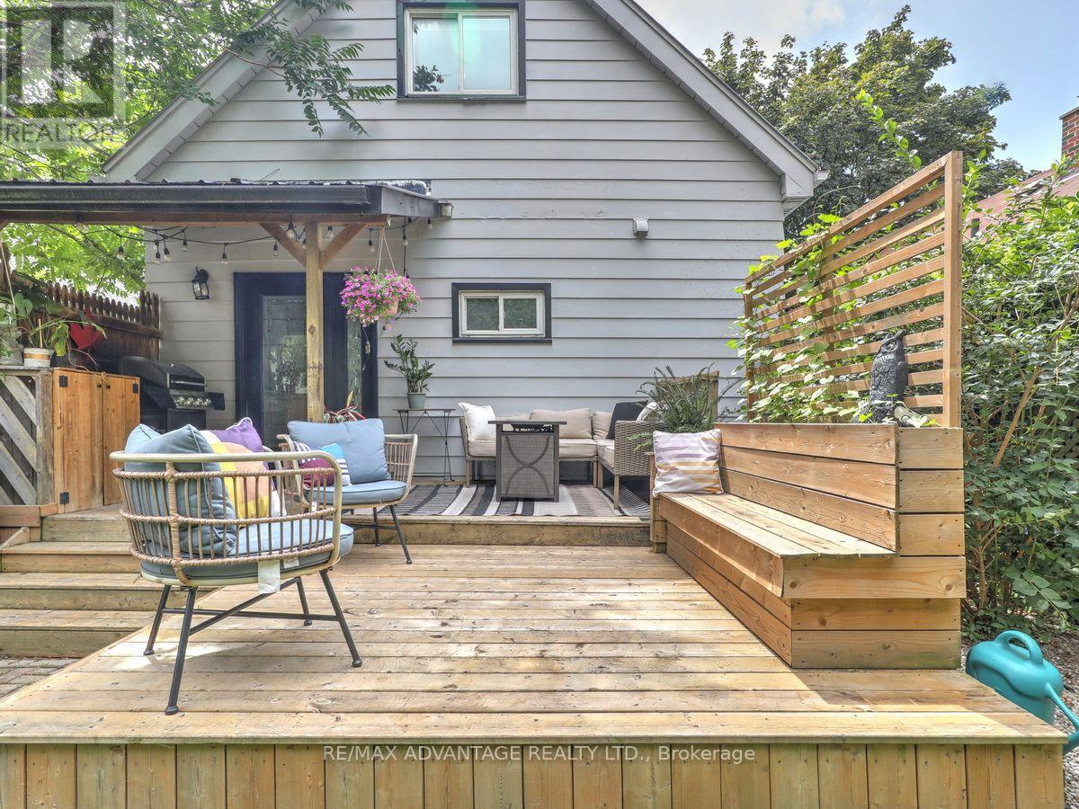 272 ELGIN STREET - 41