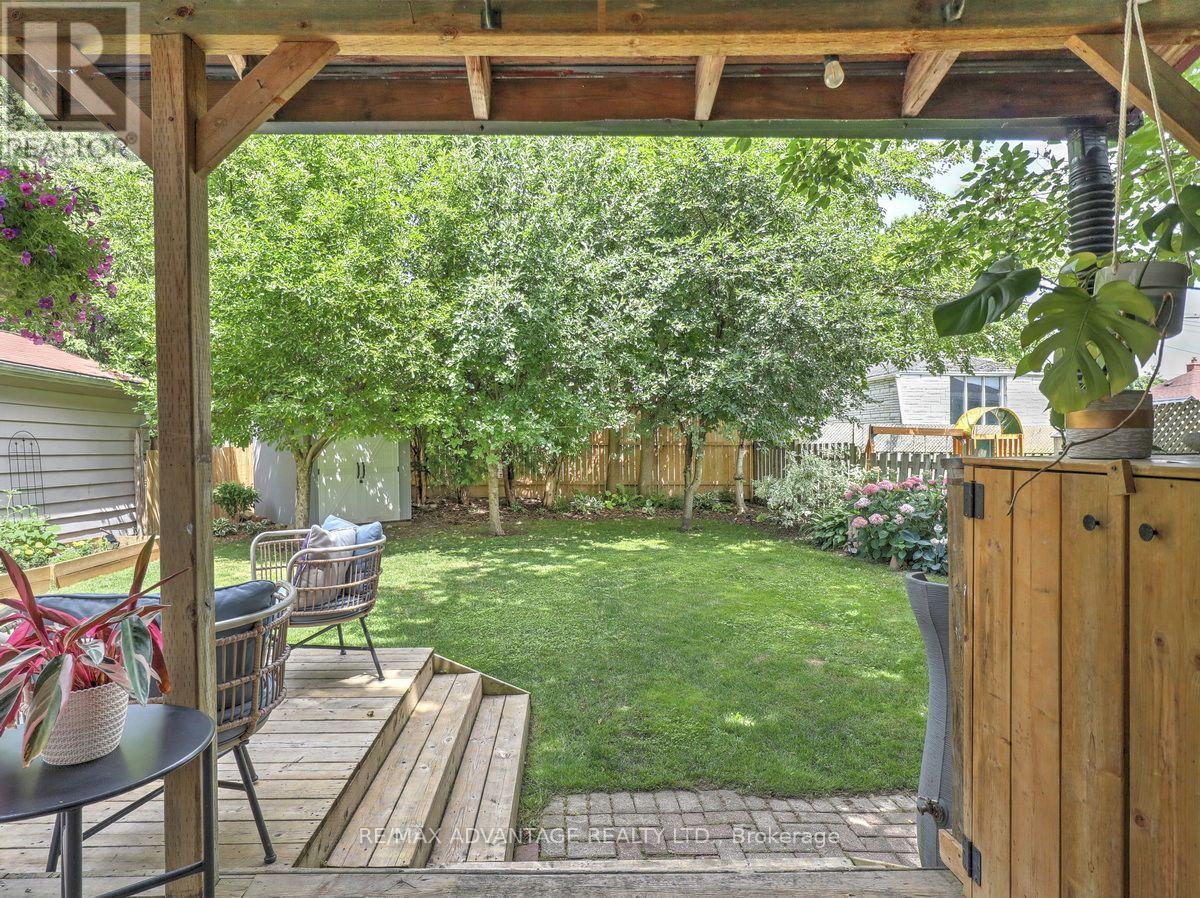 272 ELGIN STREET - 45