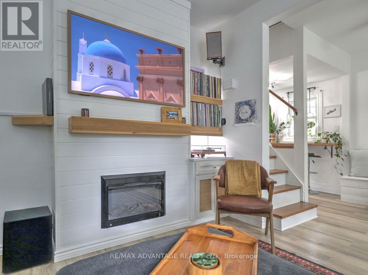 272 ELGIN STREET - 7