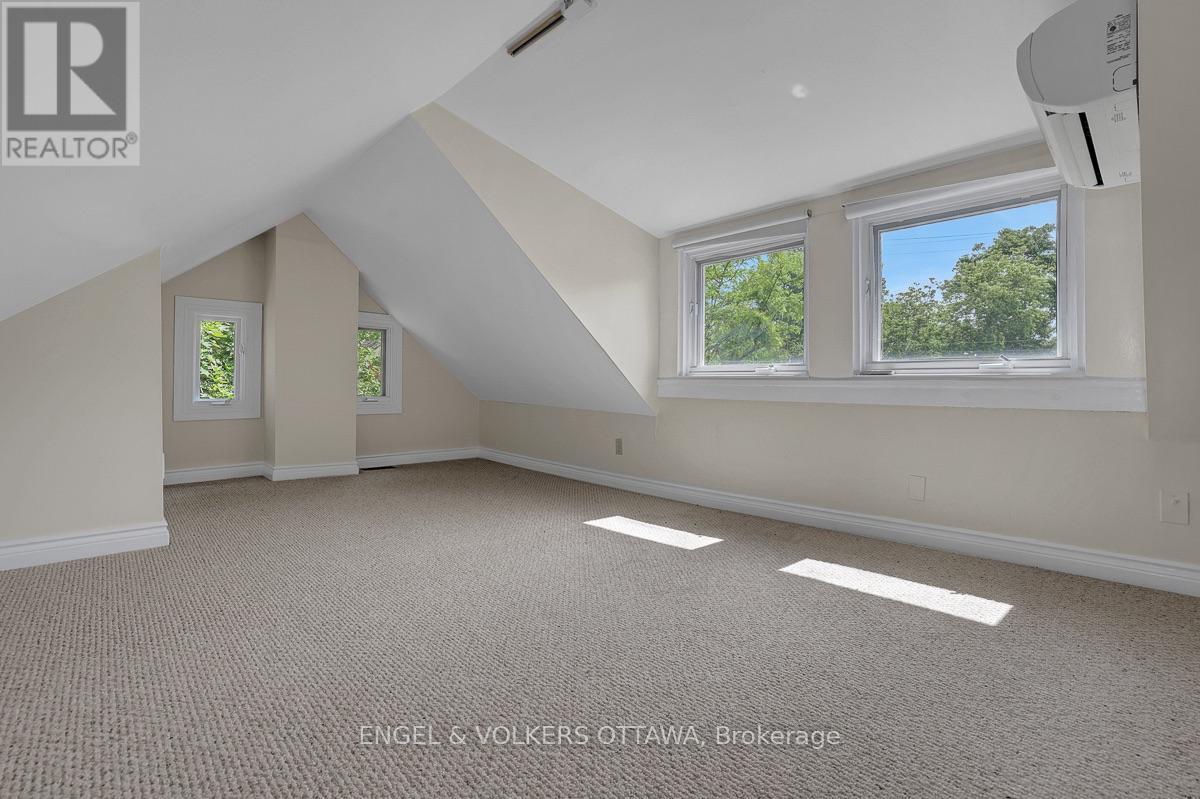 50 CHARLES STREET - 30