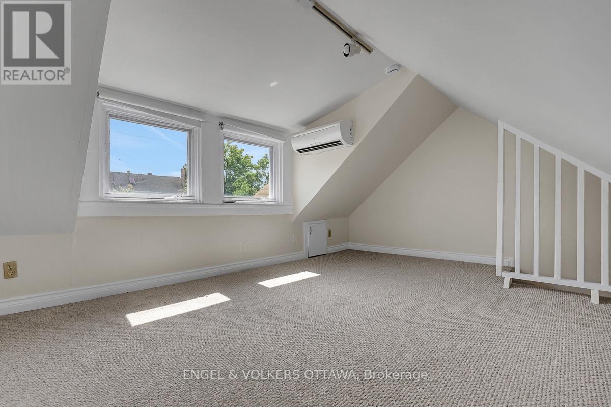 50 CHARLES STREET - 31