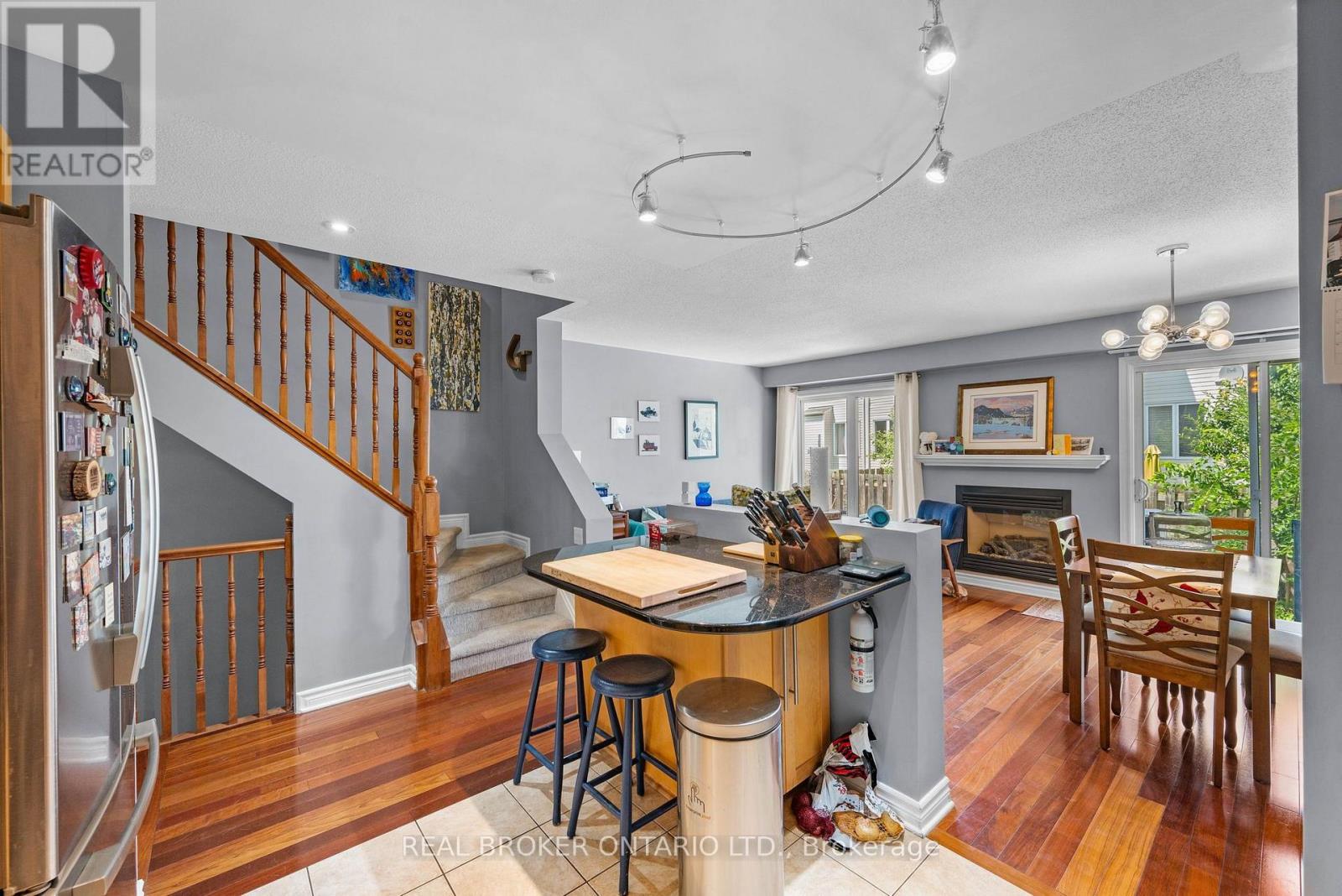 137 MARRISSA AVENUE - 9