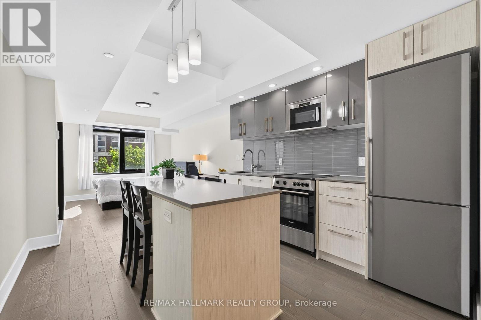 1 Bath Apartment for Sale in Ottawa – 201 – 255 BAY STREET, Ottawa – MLS# X13548004 - Image 10