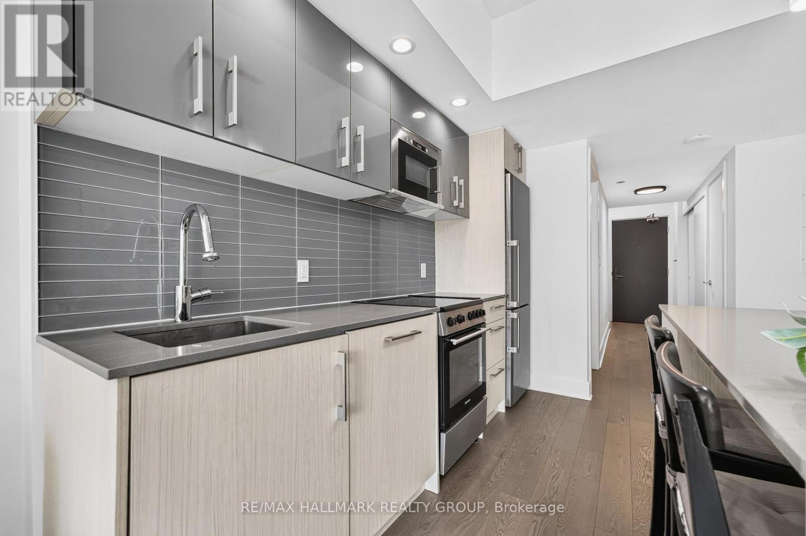 1 Bath Apartment for Sale in Ottawa – 201 – 255 BAY STREET, Ottawa – MLS# X13548004 - Image 14