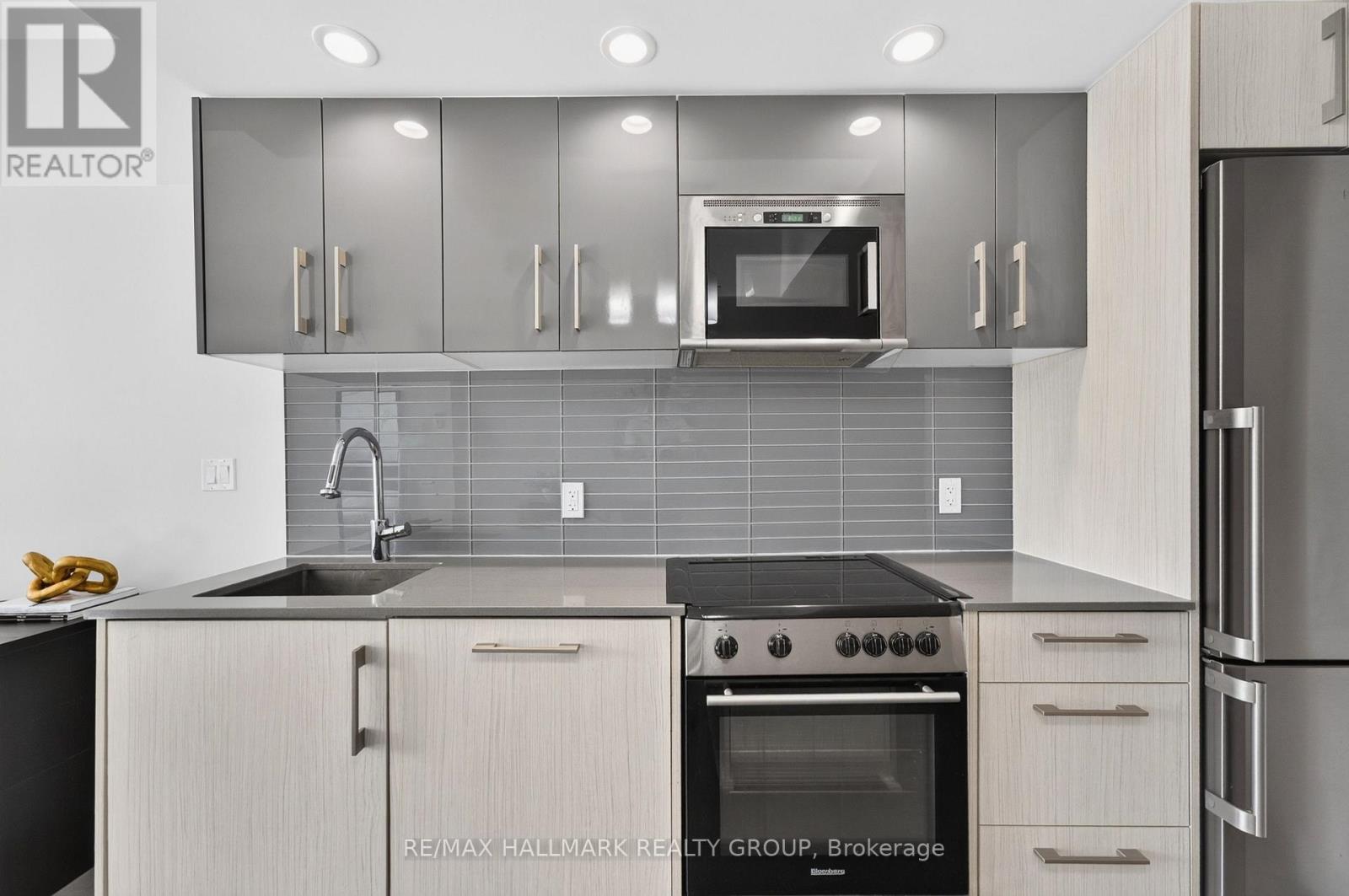 1 Bath Apartment for Sale in Ottawa – 201 – 255 BAY STREET, Ottawa – MLS# X13548004 - Image 19