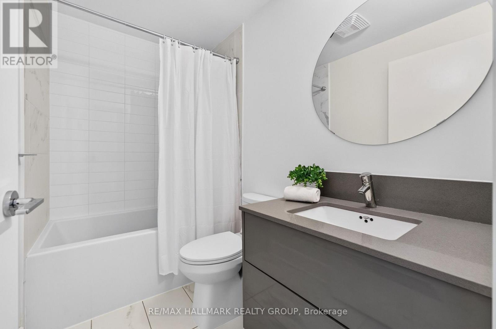 1 Bath Apartment for Sale in Ottawa – 201 – 255 BAY STREET, Ottawa – MLS# X13548004 - Image 27