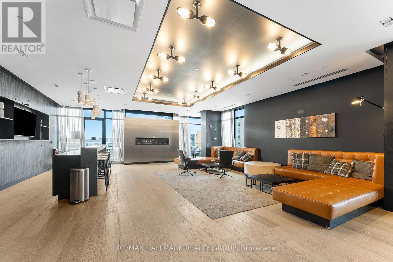 1 Bath Apartment for Sale in Ottawa – 201 – 255 BAY STREET, Ottawa – MLS# X13548004 - Image 31