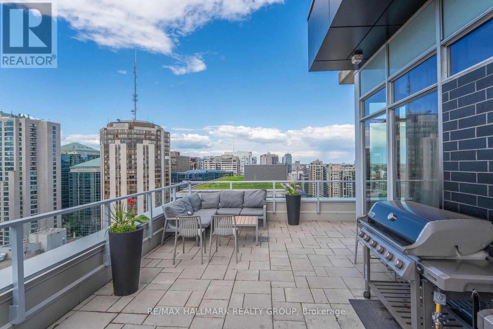 1 Bath Apartment for Sale in Ottawa – 201 – 255 BAY STREET, Ottawa – MLS# X13548004 - Image 37