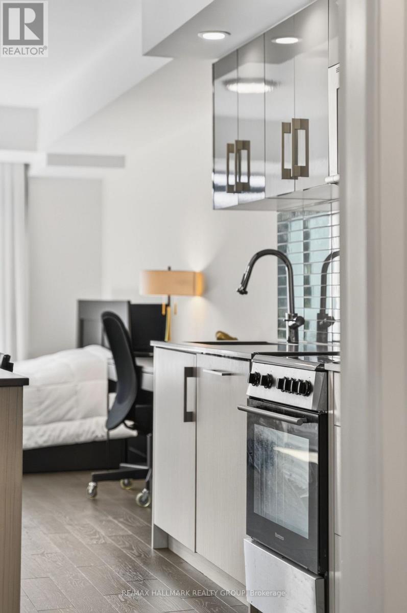 1 Bath Apartment for Sale in Ottawa – 201 – 255 BAY STREET, Ottawa – MLS# X13548004 - Image 9
