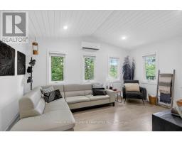 1049 Crotch Lake Trail, Frontenac, ON K0H1B0 Photo 8