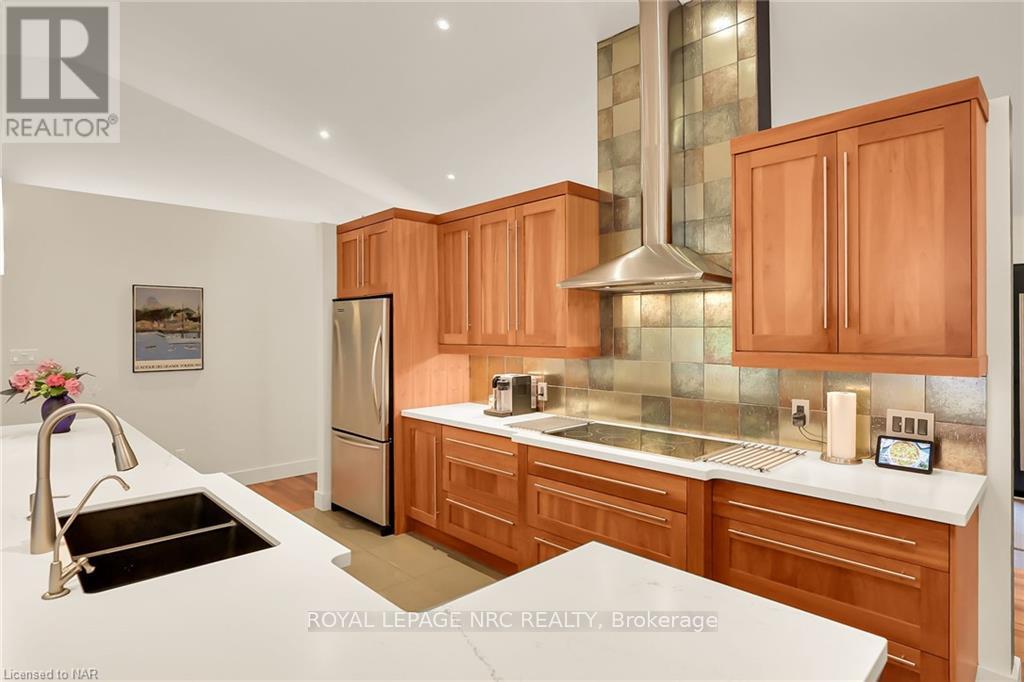 16 SPRING GARDEN BOULEVARD - 13
