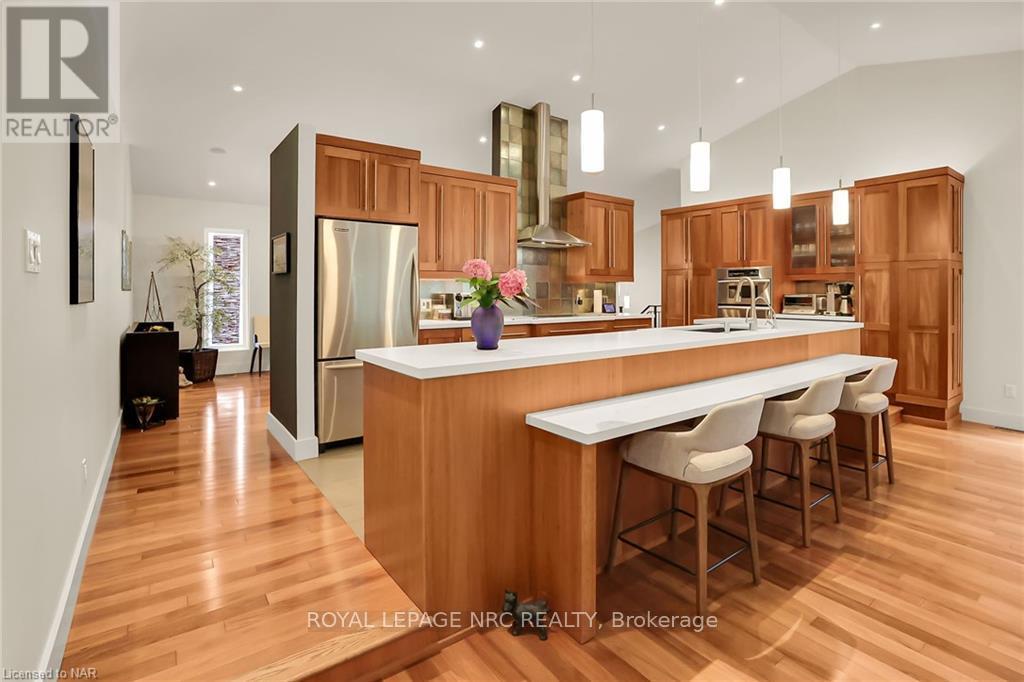 16 SPRING GARDEN BOULEVARD - 14