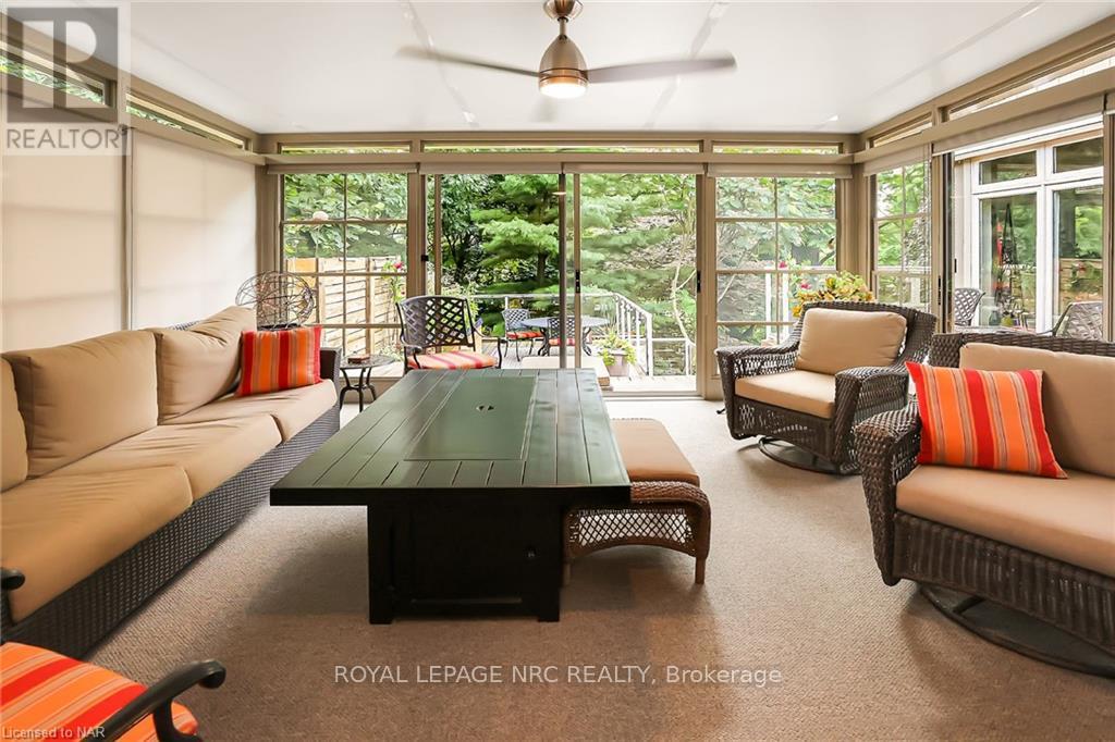 16 SPRING GARDEN BOULEVARD - 21