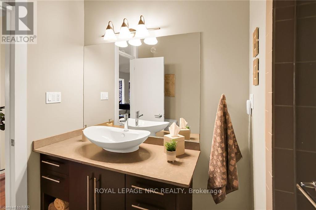 16 SPRING GARDEN BOULEVARD - 23