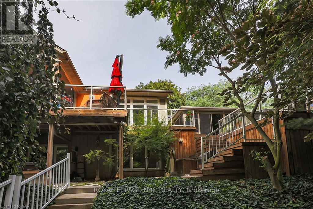16 SPRING GARDEN BOULEVARD - 38