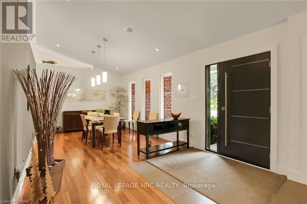 16 SPRING GARDEN BOULEVARD - 4