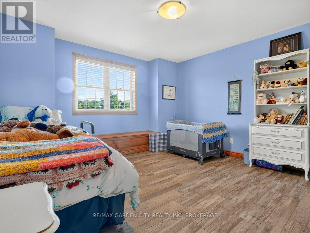 3297 TALLMAN DRIVE - 33