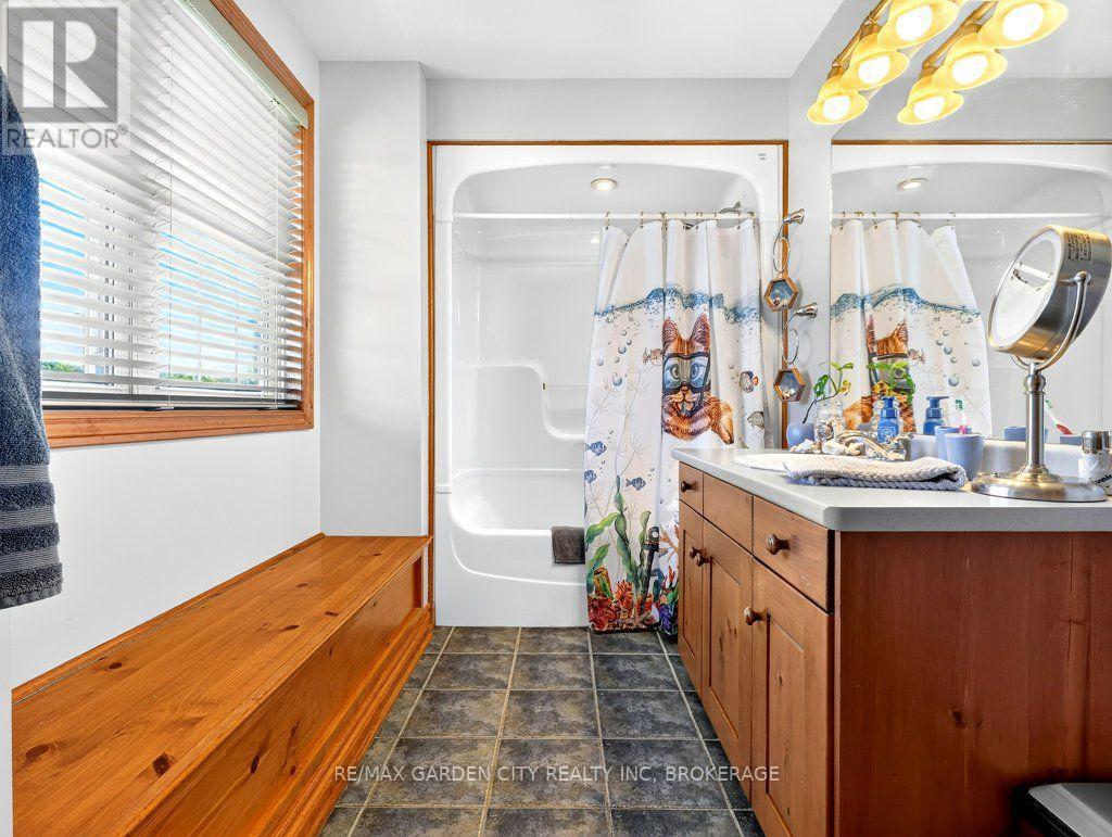 3297 TALLMAN DRIVE - 40