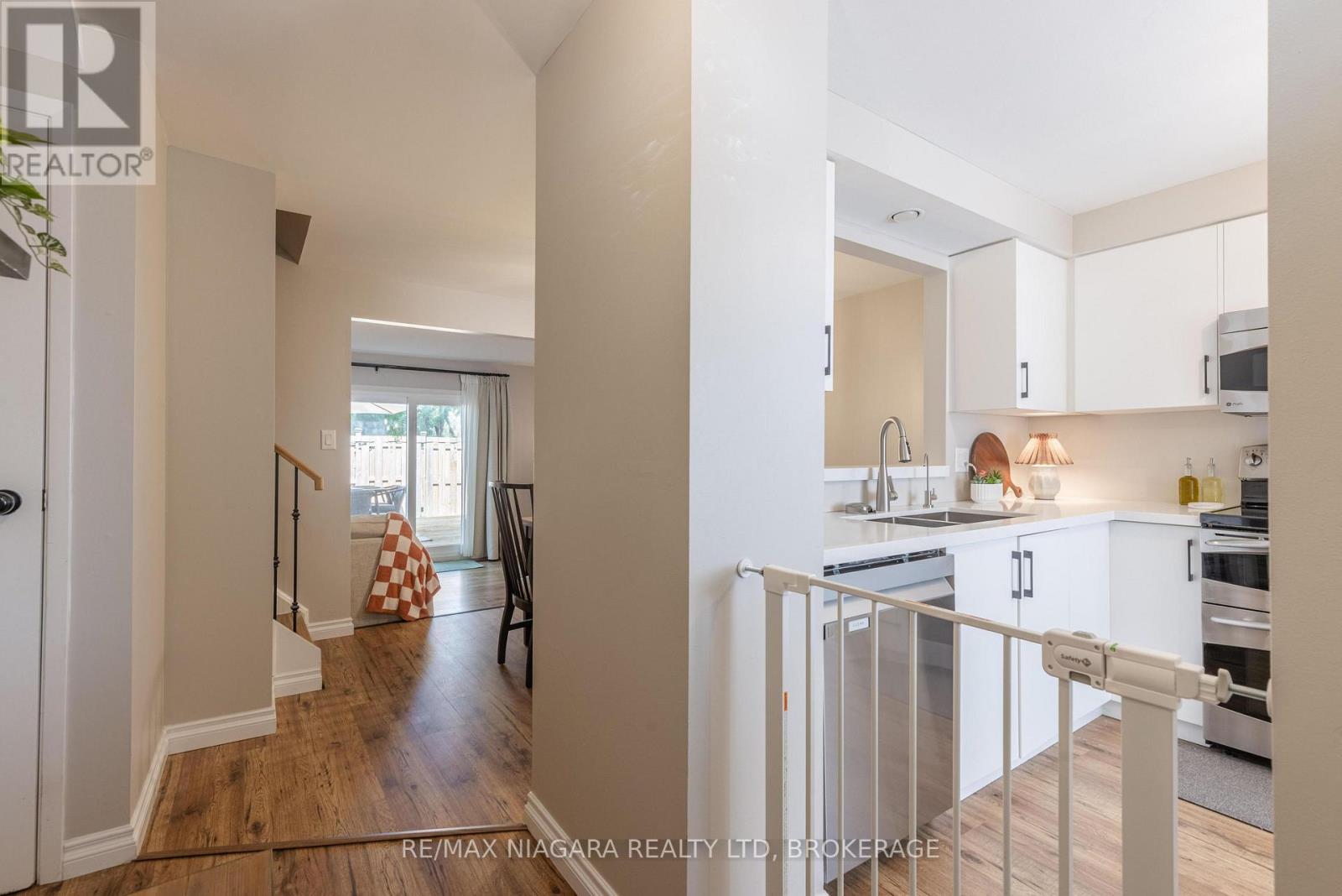 #77 6767 THOROLD STONE ROAD - 13