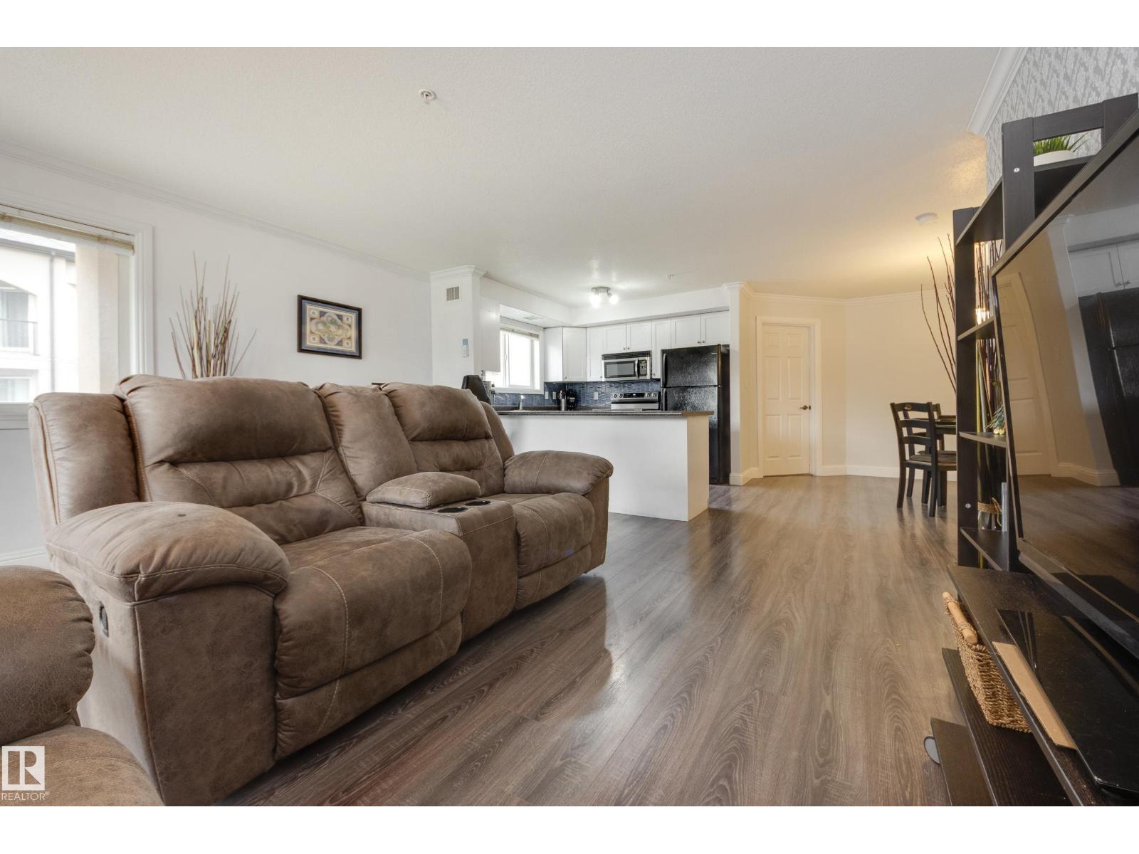 #307 13005 140 AV NW - 21