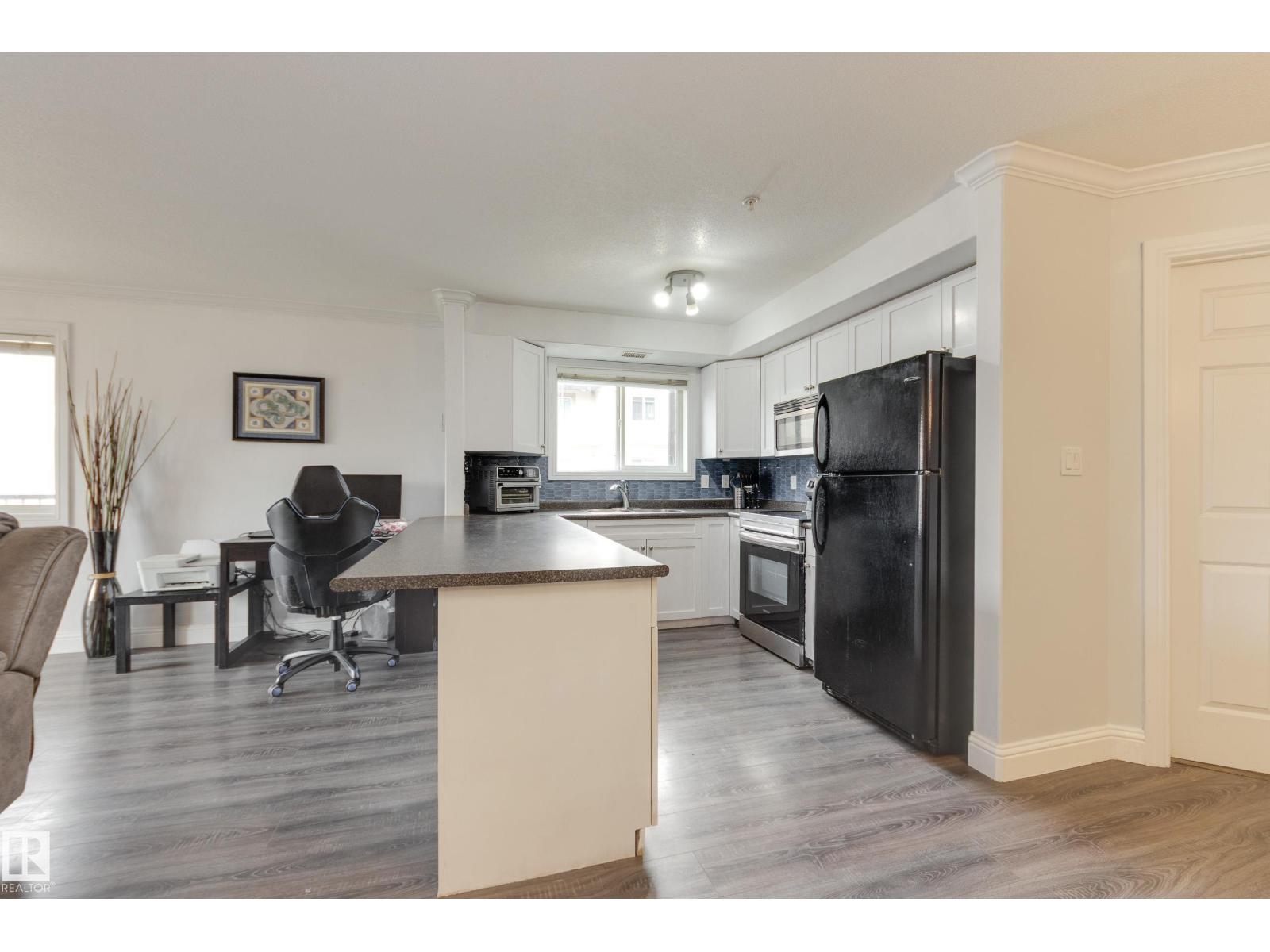 #307 13005 140 AV NW - 27