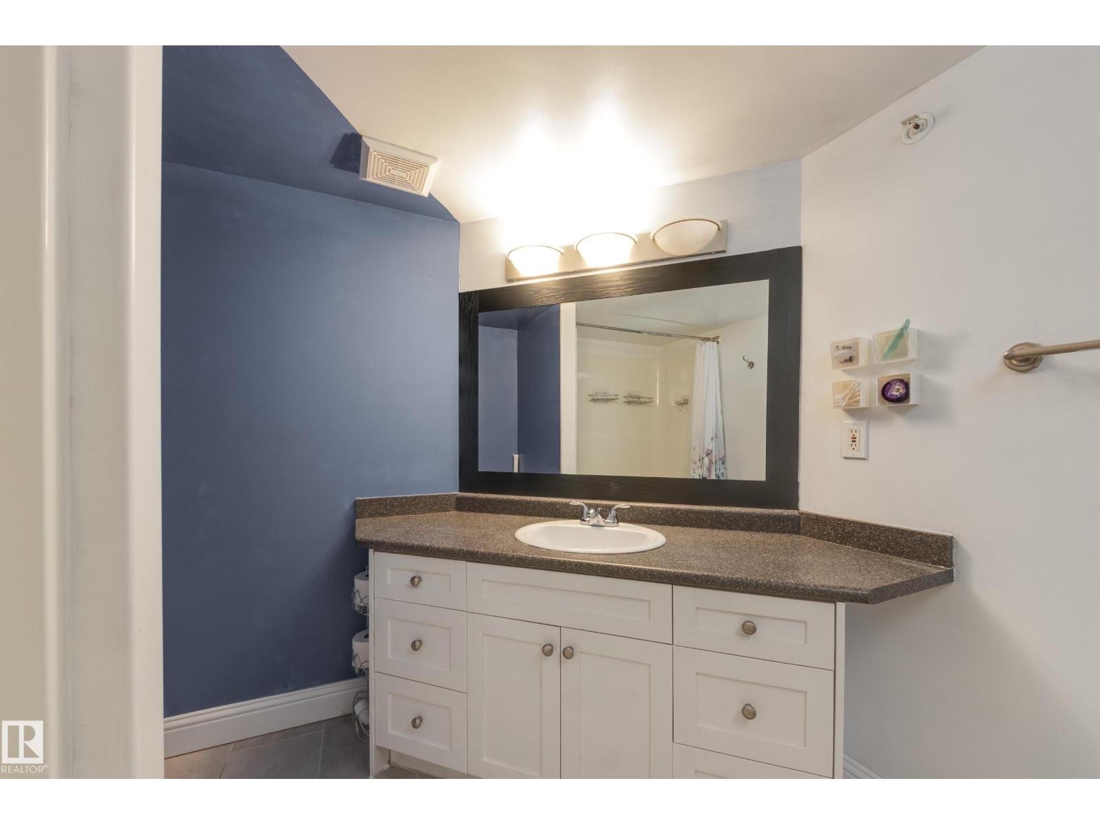 #307 13005 140 AV NW - 42