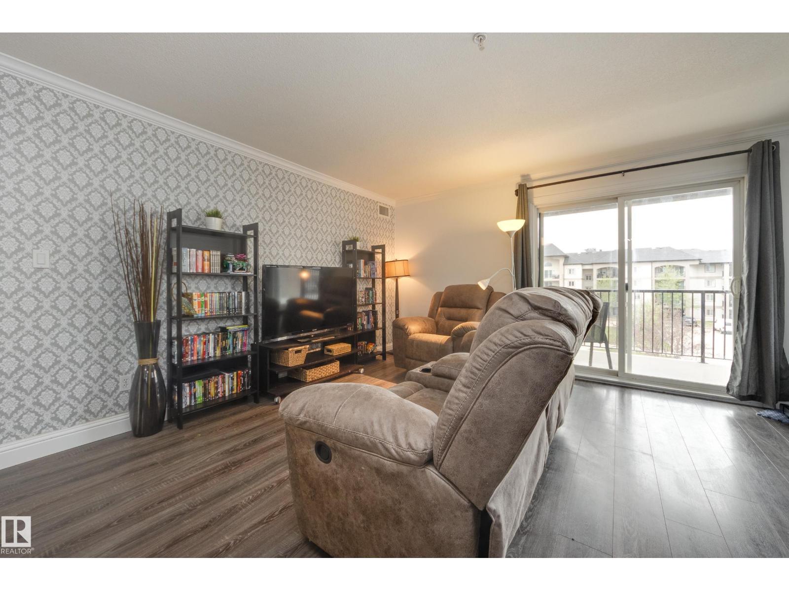#307 13005 140 AV NW - 16