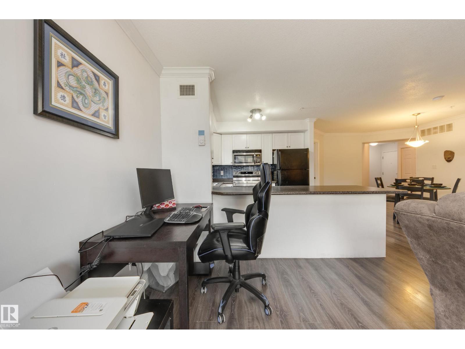 #307 13005 140 AV NW - 23