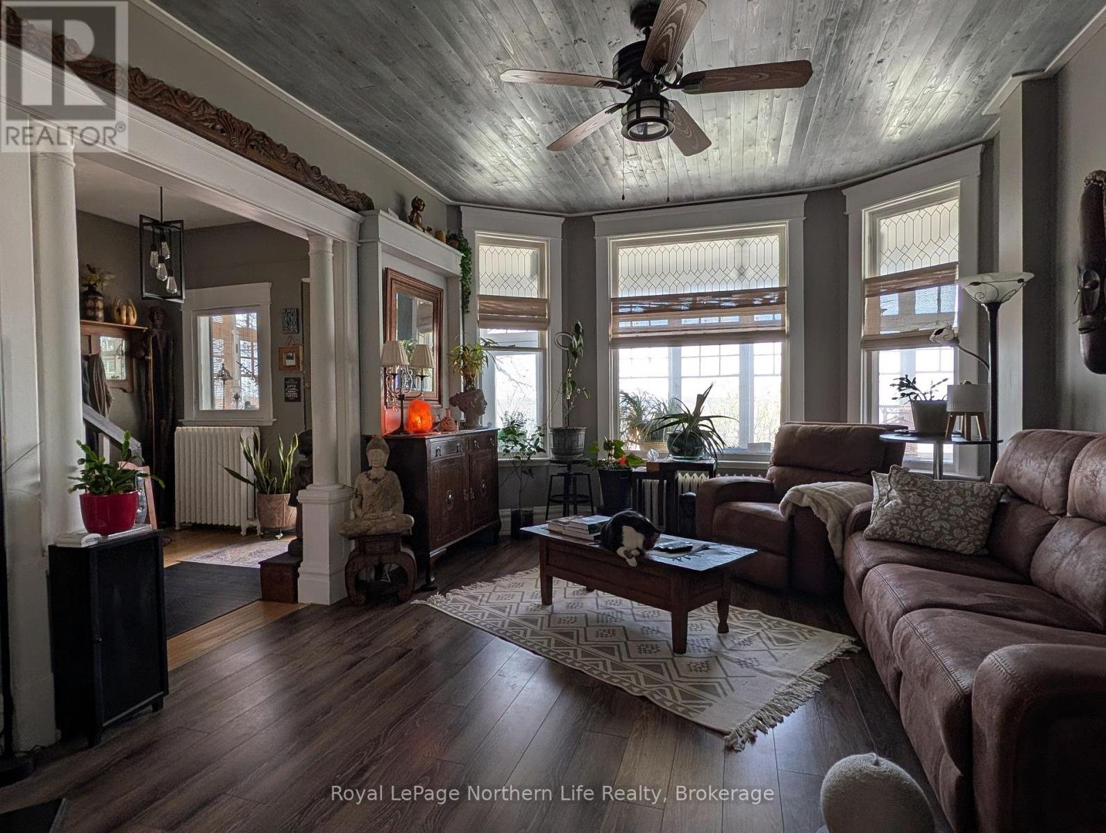 758 LAKE SHORE ROAD - 13