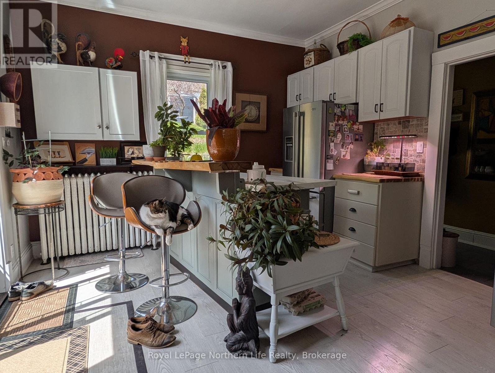 758 LAKE SHORE ROAD - 21