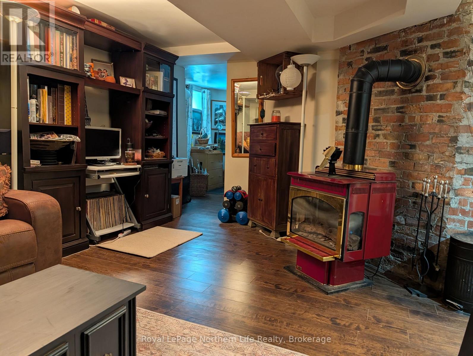 758 LAKE SHORE ROAD - 41