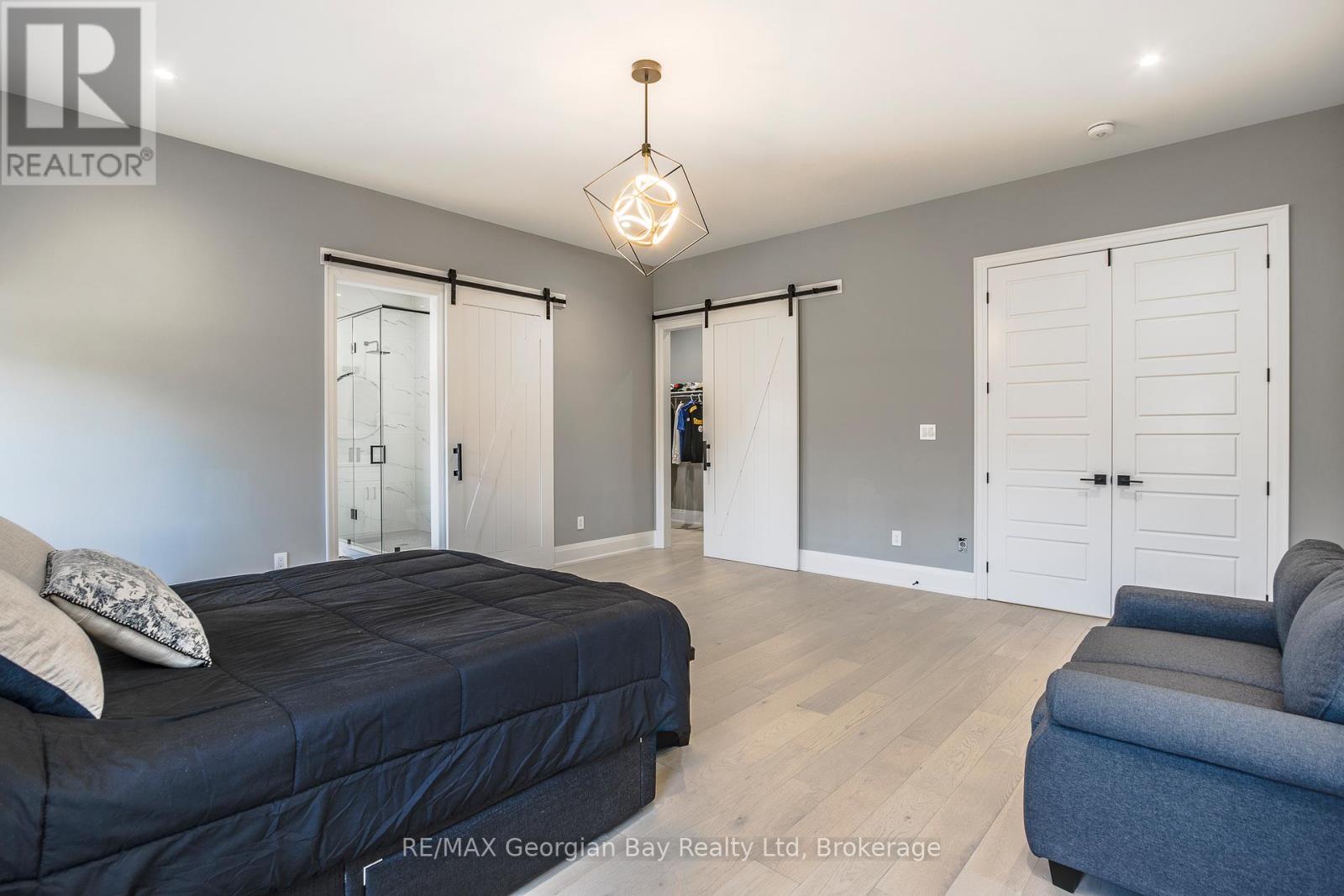 6 CALDWELL DRIVE - 20