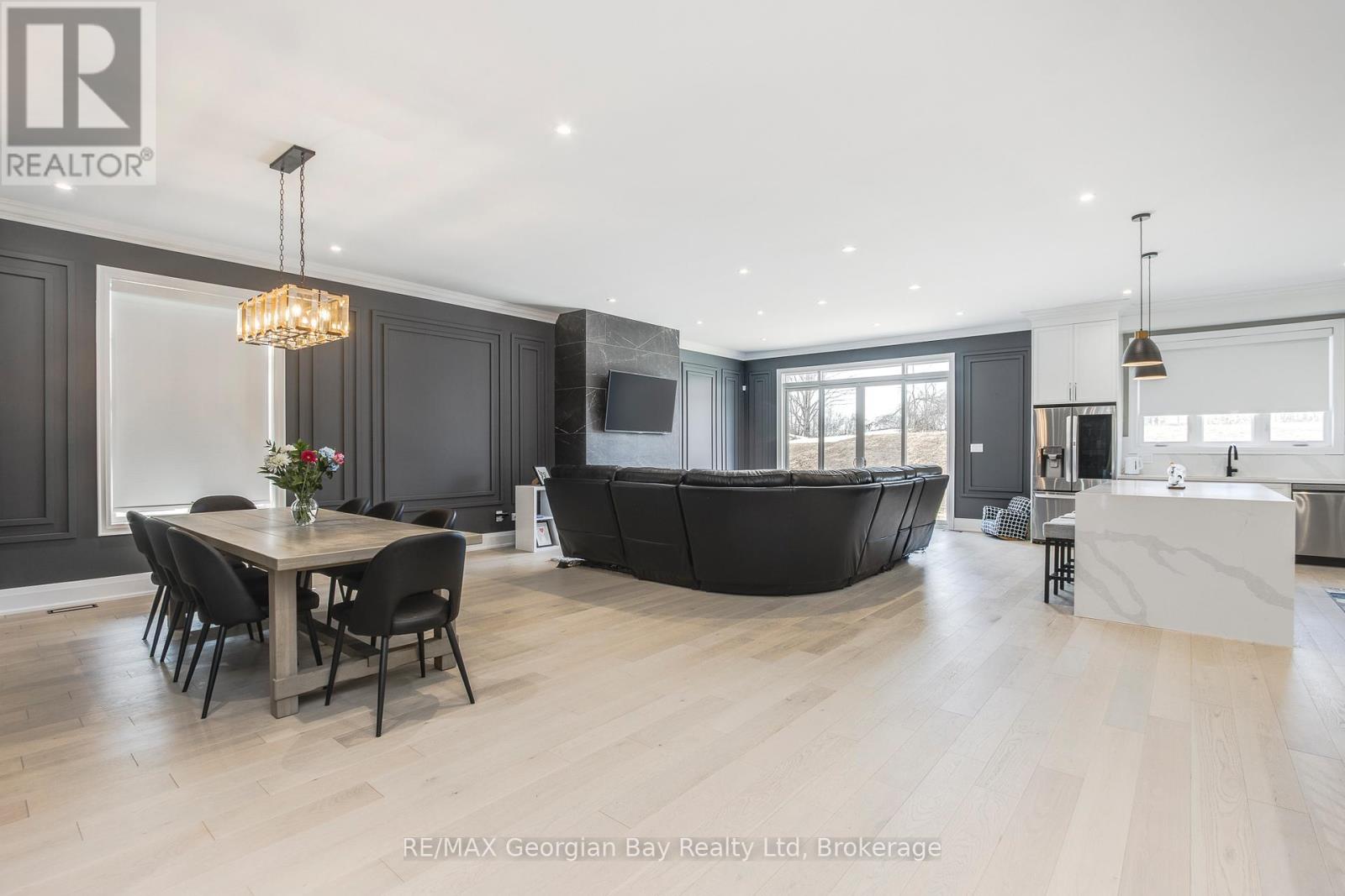 6 CALDWELL DRIVE - 6