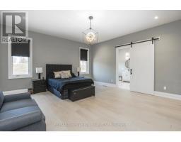 Laundry room - 6 Caldwell Drive, Oro Medonte, ON L0L2L0 Photo 16