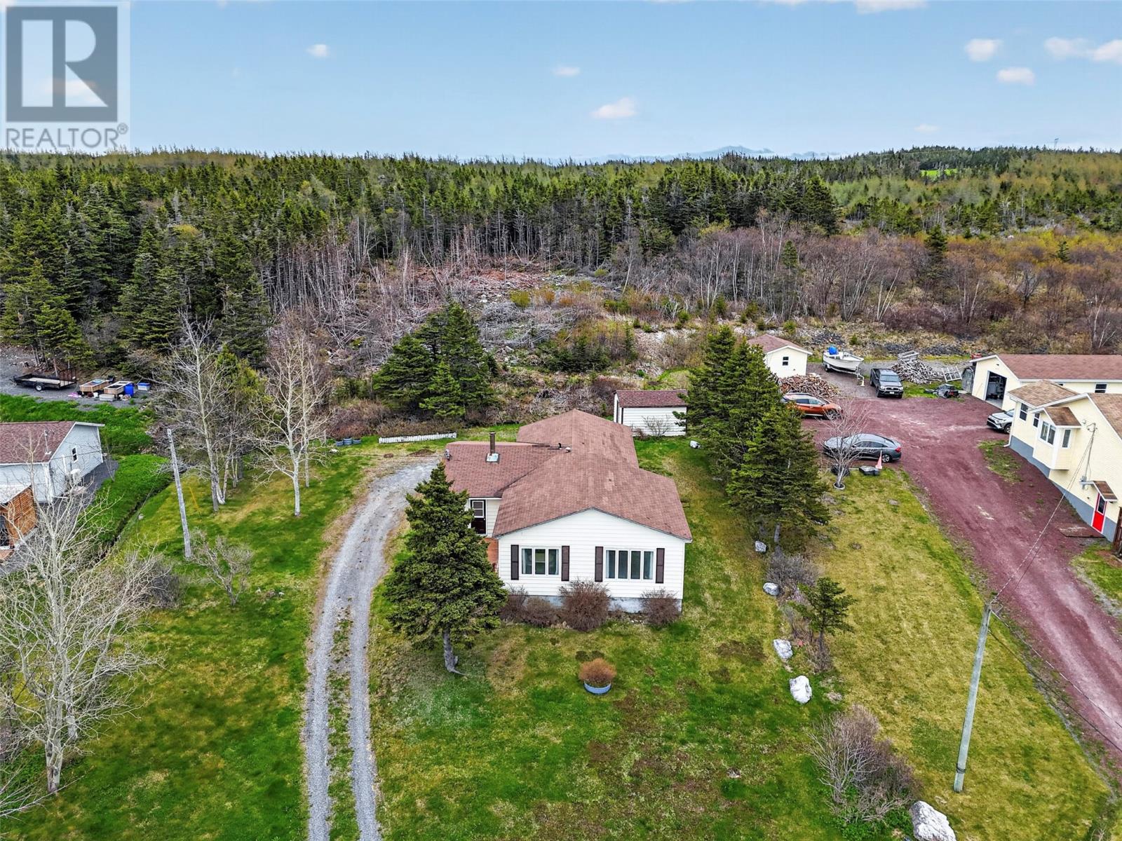 64 Main Road - 36