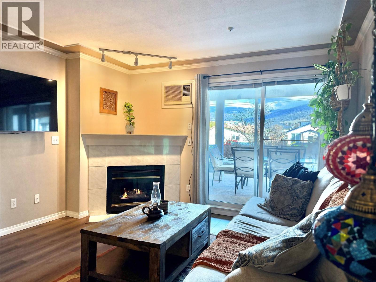 #110 329 RIGSBY Street - 3
