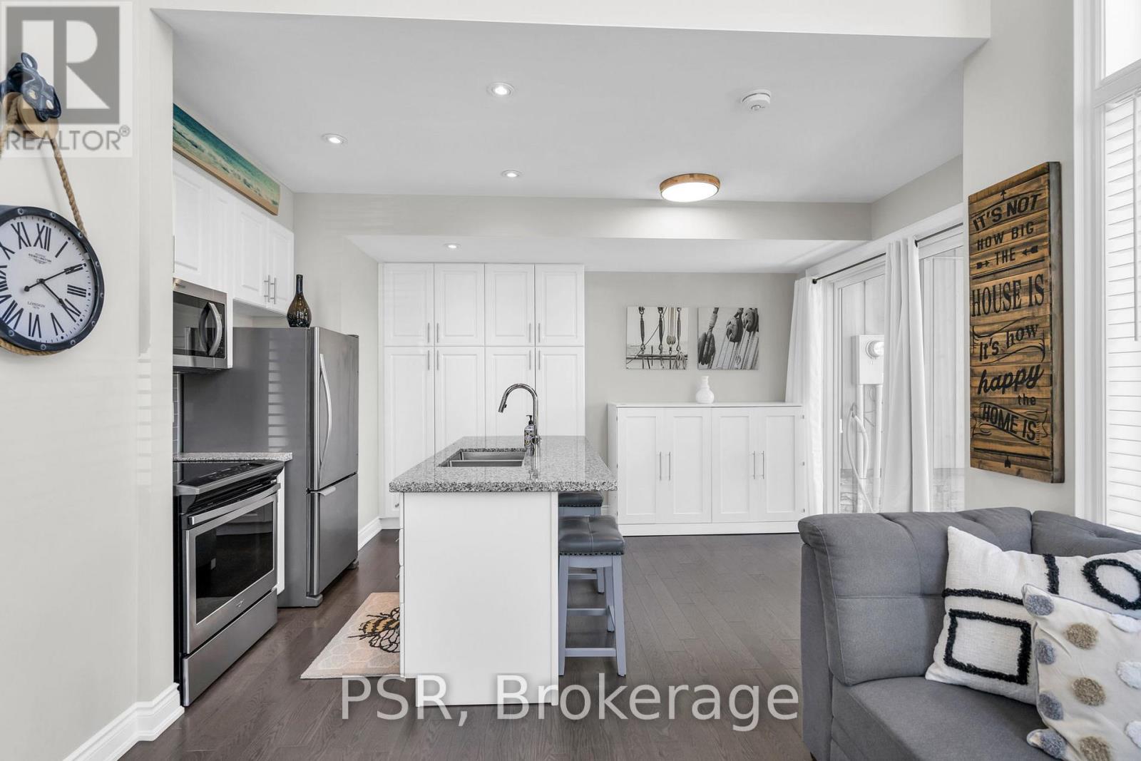 44 CARRICK TRAIL - Image 14