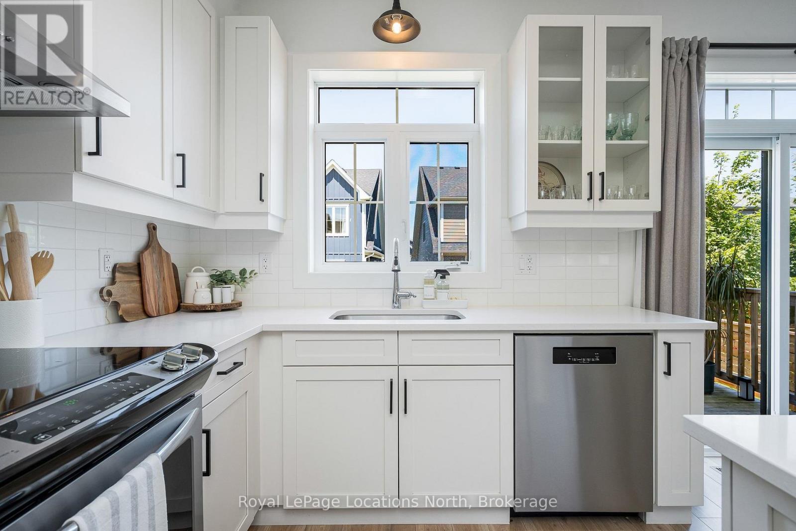 118 SYCAMORE STREET - Image 10