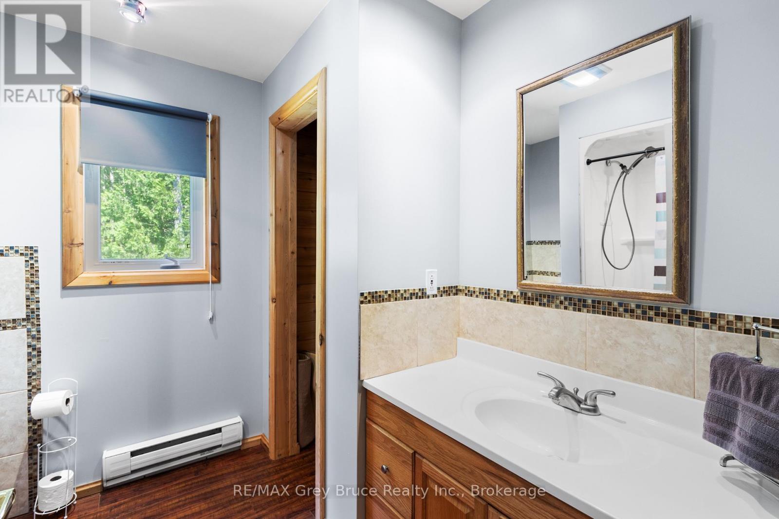 29 HOPE DRIVE - 27