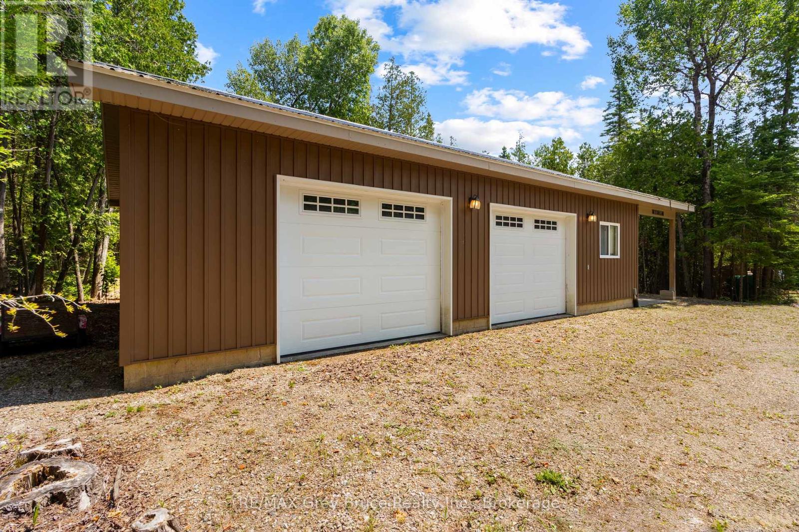29 HOPE DRIVE - 3