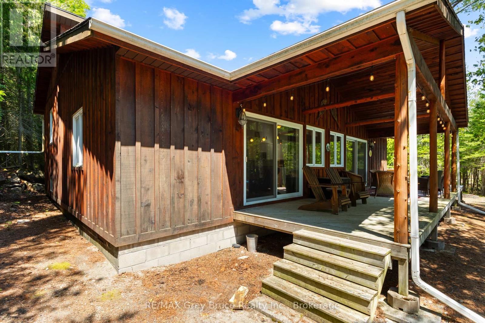 29 HOPE DRIVE - 33